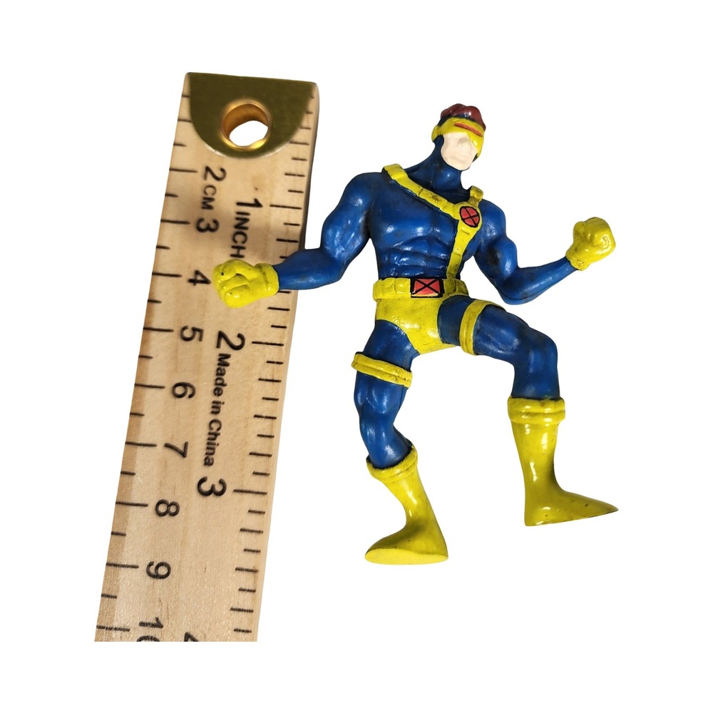 Marvel X-Men Cyclops Action Figure Blue Yellow‎ Suit Vintage Miniature 3.25 Inch - Picture 3 of 5